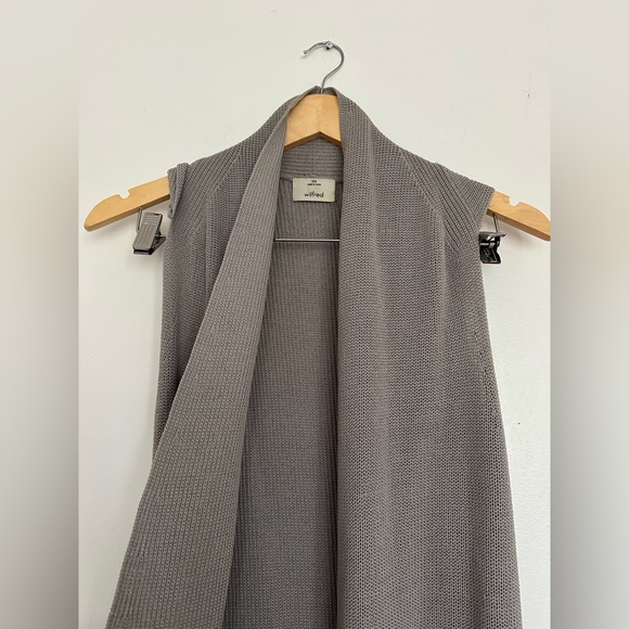 Classic Aritzia Wilfred brand cardigan in XXS - Picture 5 of 8
